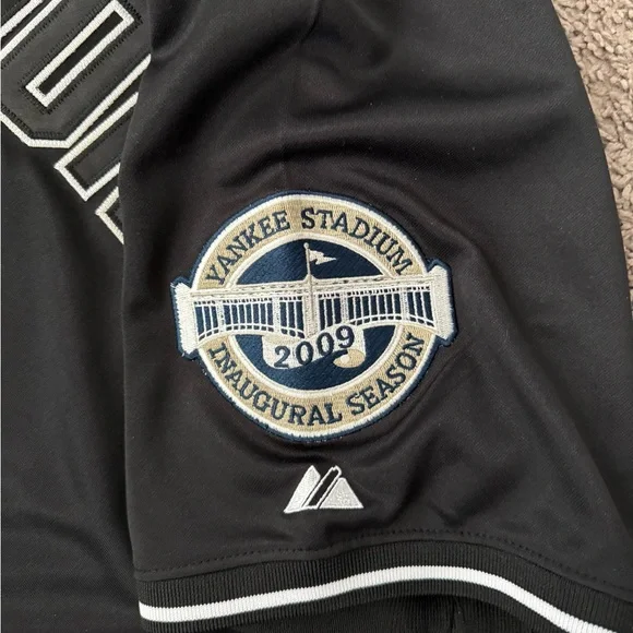 New York Yankees 2009 World Series Jersey - Picture 3 of 5